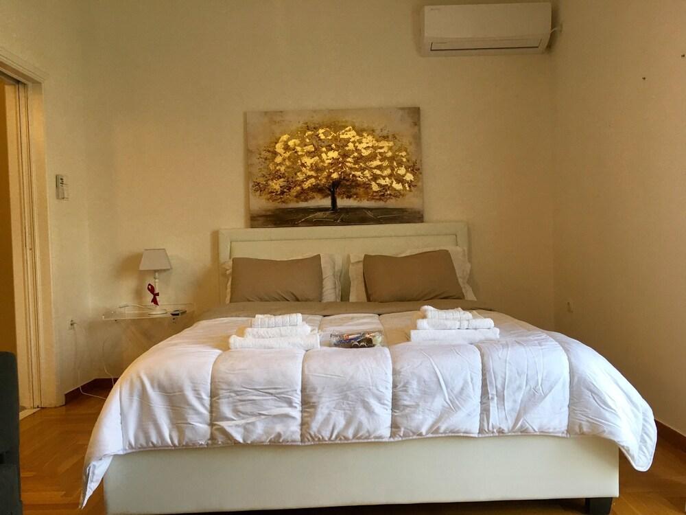 Top Sightseeing 3Rd Floor Studio On A Paved Road! Athene Buitenkant foto